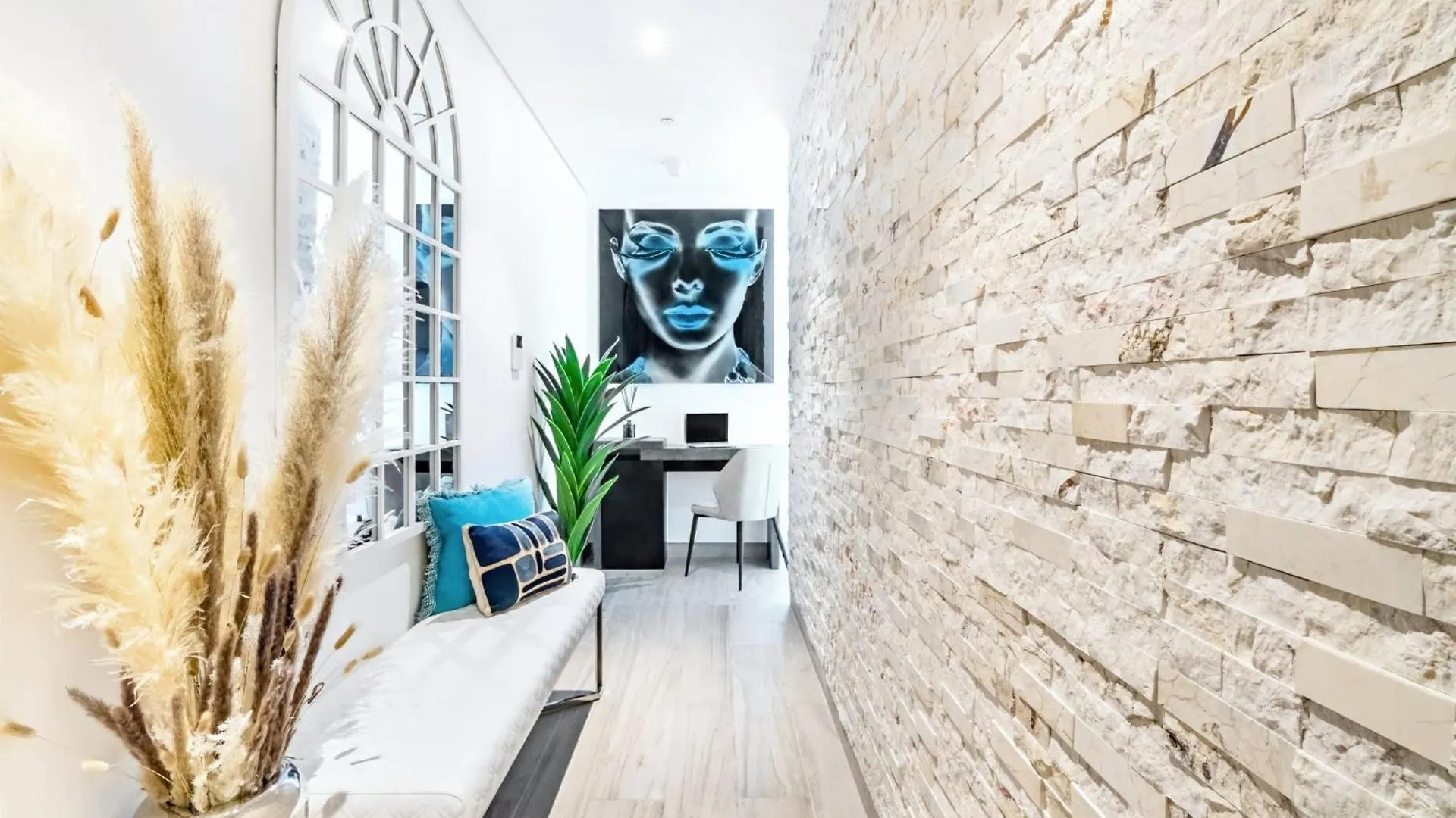 Exquisite 1 Bdr Apt In The Heart Of Dubai Marina- Studio One Tower 0*,  United Arab Emirates